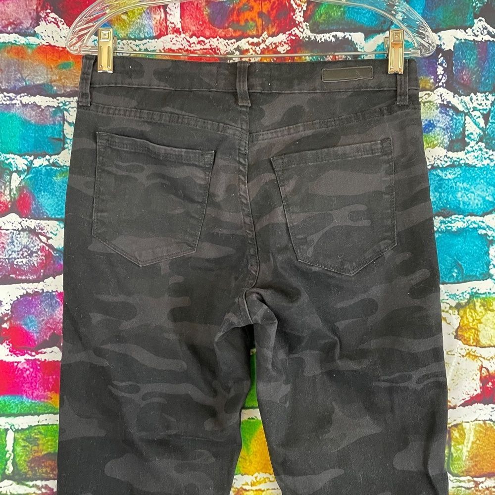 Sanctuary Social Standard Ankle Skinny Black Camo Jeans Size 6 - Picture 10 of 11